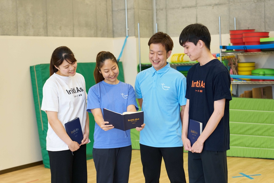 優しく教えてくれる先輩たち