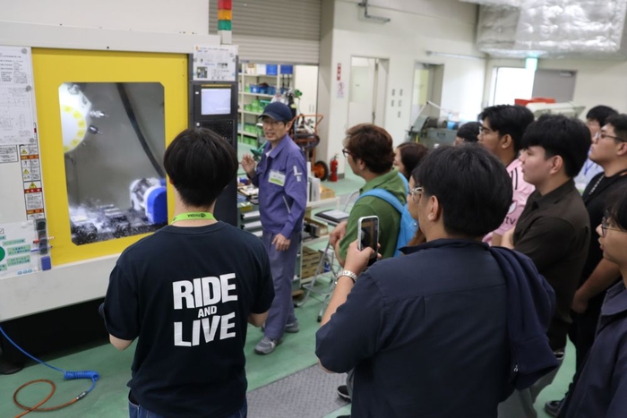 サイエンスドリームラボ（工作センター）も見学しました