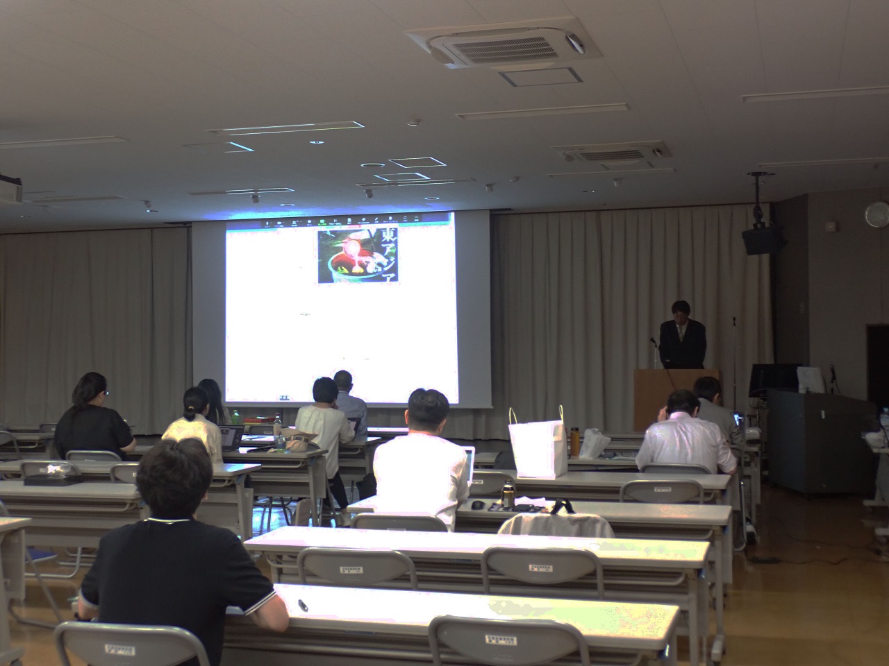 東アジア 冶金（やきん）史学の開拓－シンポジウム開催報告を兼ねて－