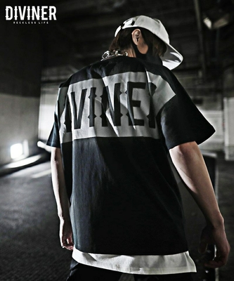 Exaggerate Box Logo TEE(ブラック)