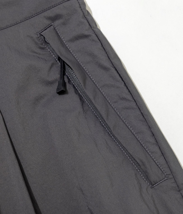 RCYCLED NYLON EASYPANTS_zip pocket