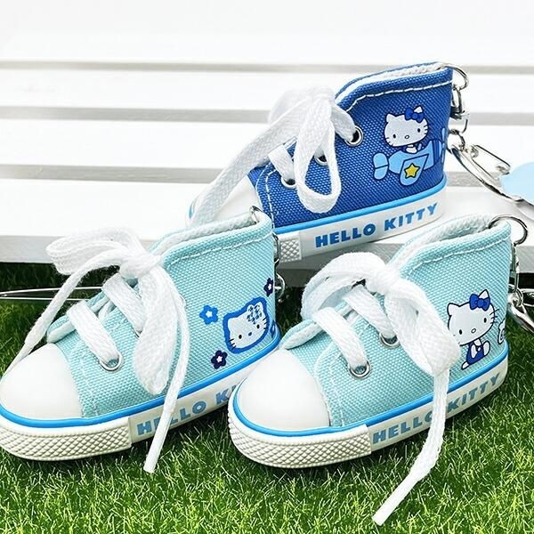 ハローキティ―のスニーカーキーリング