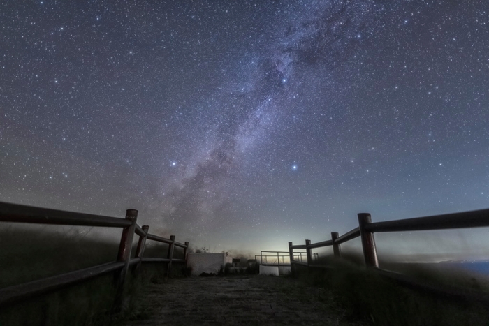 神津島の星空（ありま展望台より）　撮影：成澤広幸