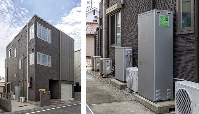 シャープな印象の3階建ての自宅の屋根には太陽電池も設置(左) 屋外に設置した燃料電池でも発電します(右)