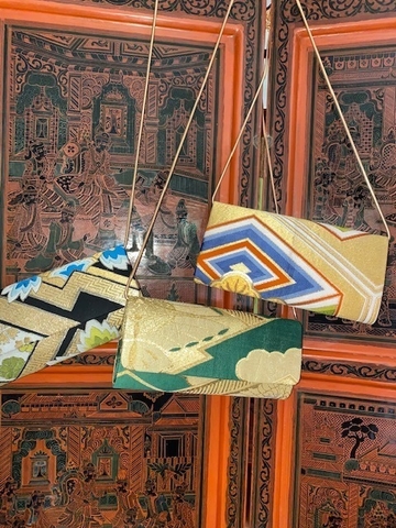 OBI THREE WAYS CLUTCH BAG