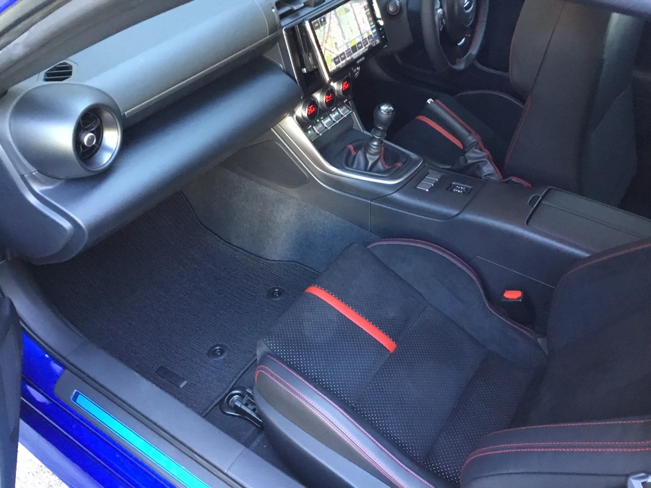 ウルトラスエード本革シート