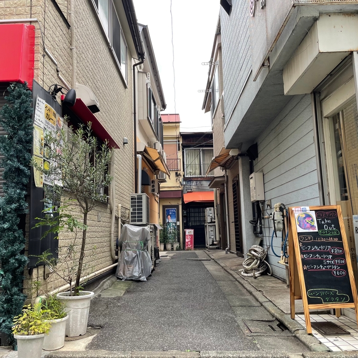 店舗へのアプローチ