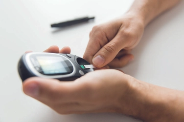 日本の血糖値測定機器市場は2034年までに21億2,810万米ドルに達し、年平均成長率（CAGR）8.51%で拡大すると予測されています。