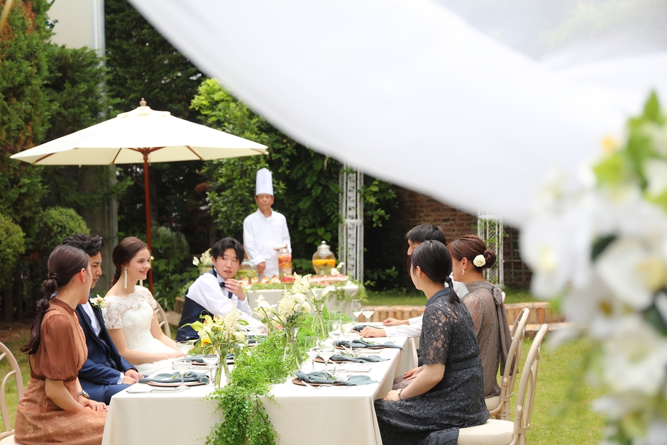 プライベートガーデンでの会食
