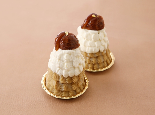 「PREMIUM丹波栗モンブラン」 918円