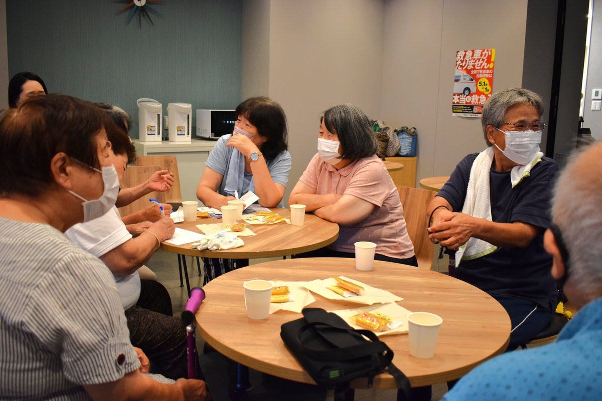 病院が“居場所”になるという挑戦 : こうのす共生病院「井戸端会議」で地域にひらかれた空間を創出