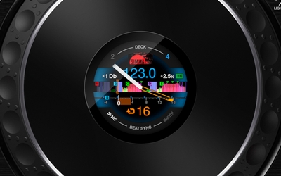 より素早く的確な演奏を実現する「COLOR ON JOG DISPLAY」搭載