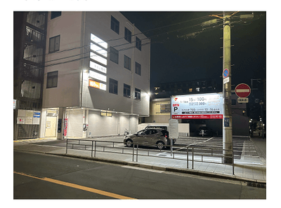 KOMATSUビル駐車場
