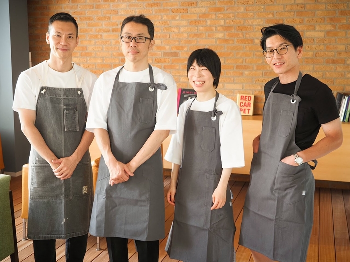 プロバリスタ 石田 謙介 氏(写真左)とSOSHスタッフ