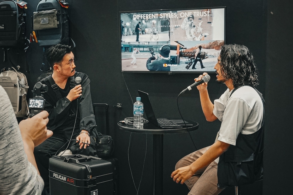 登壇中の荻須康平氏とRANGA氏  (撮影 by ミッチー 【IG @micchidesign】)