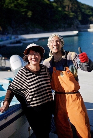 「吉浜ラーメン」店主親子