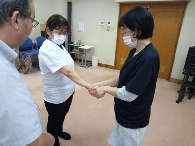 『着るだけ』で81％が「身体が楽になった」と認識　 介護施設や林業従事者の負担をケアする「リライブシャツ」 　岡山県新庄村との実証実験結果を発表