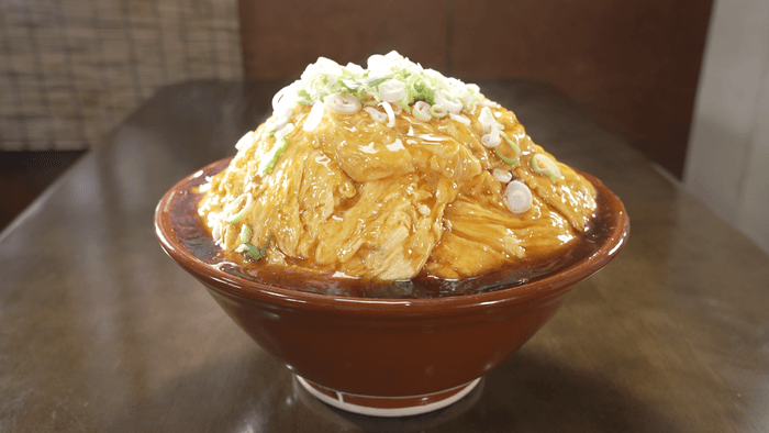 溶岩流れる地層丼