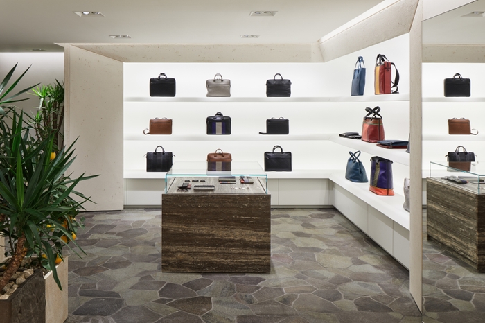 13_bv_ginza2018_013 Nacasa & Partners Inc.