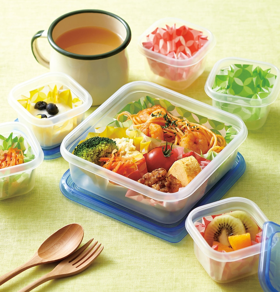 抗菌もっと深いぃケース お弁当シーンイメージ