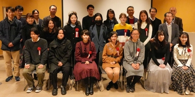 近畿大学東大阪キャンパスで「第16回ことばのフェスタ」を開催　日本人学生は外国語で、留学生は日本語でスピーチや朗読に挑戦