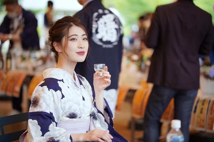 村上仁葉(Jin)｜和文化キュレーター／モデル・タレント