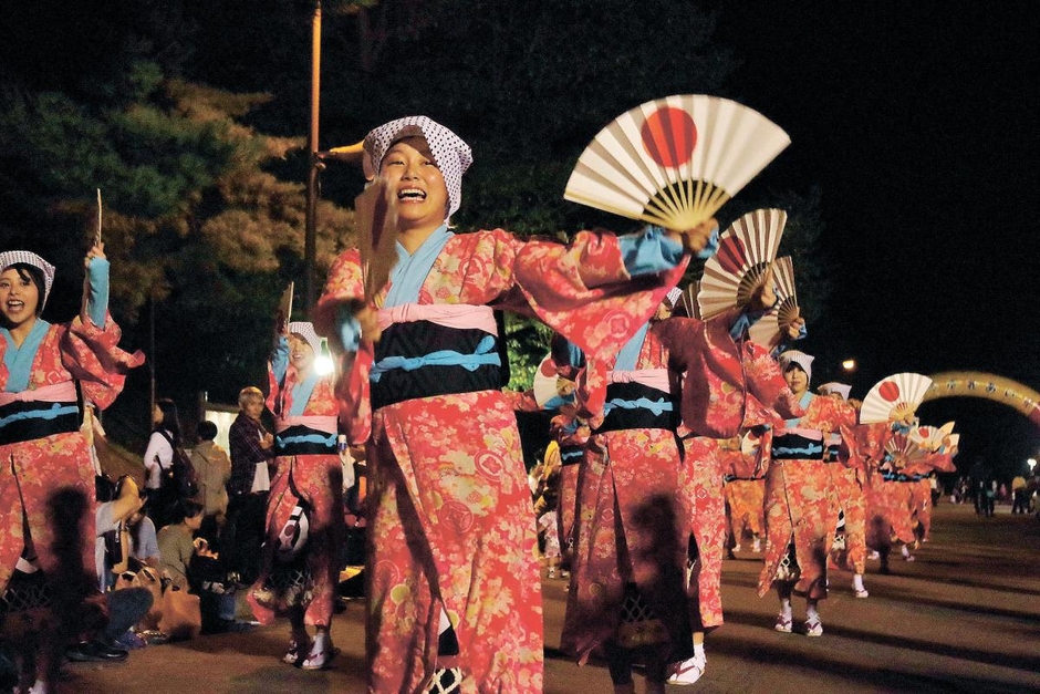 寺崎はねこ踊り保存会