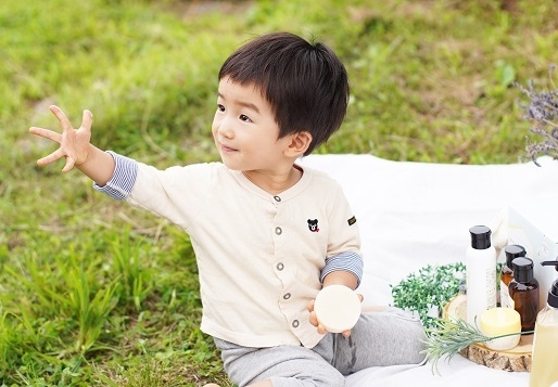 素材の一部を栽培する自社有機農場は、子どもの自然体験の場としても人気