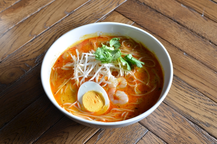 Laksa Noodles/シンガポールラクサヌードル