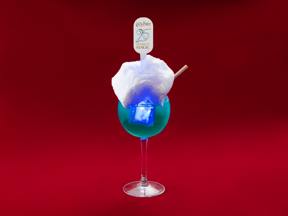 ハリー・ポッター25周年記念　エクスペクト・パトローナス ドリンク／浅草 キッチン大宮