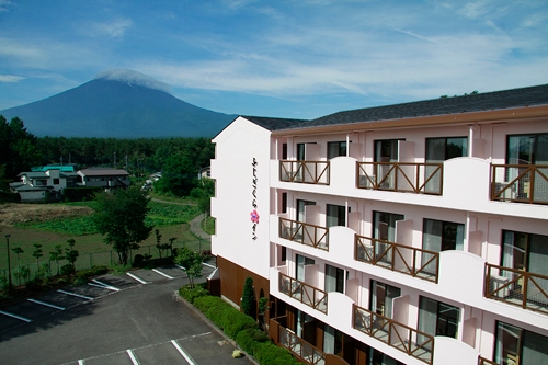 ふじざくらインからの富士山