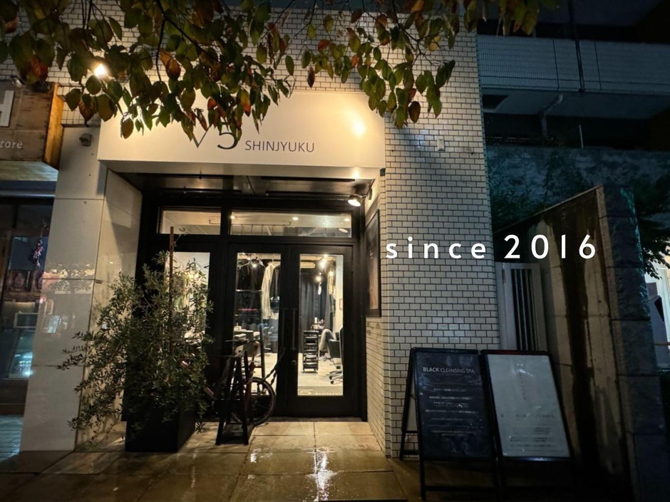 洗練された空間、√5 SHINJYUKU