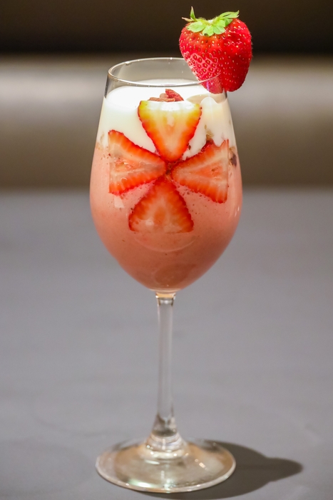 イチゴとバナナの食べる免疫力UPヨーグルトスムージー