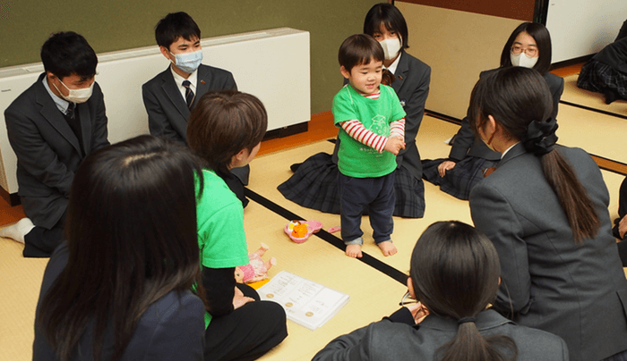 令和5年度（2023年度）実施の赤ちゃん先生プロジェクトの様子