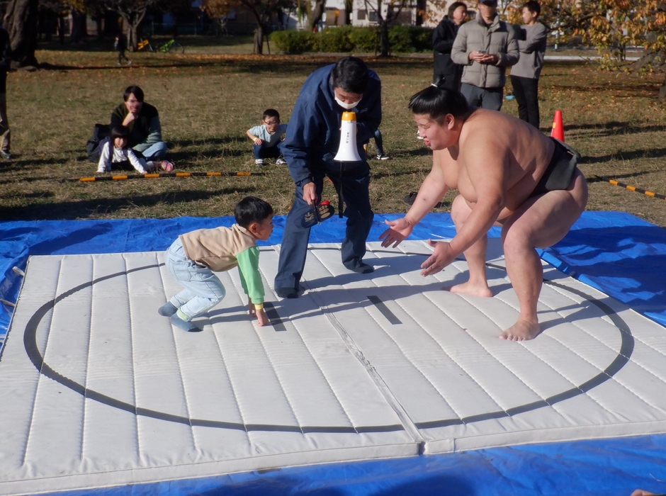 相撲体験(昨年開催時の様子)