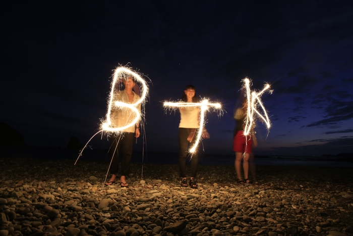 手持ち花火も盛り上がります