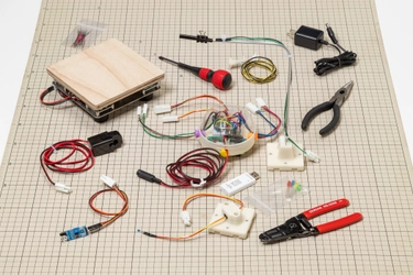 製造業・ものづくり現場のディジタル化を支援する デパーチャーとイマジオムがDIY型IoTを推進する 「CWSプロジェクト」を共同設立