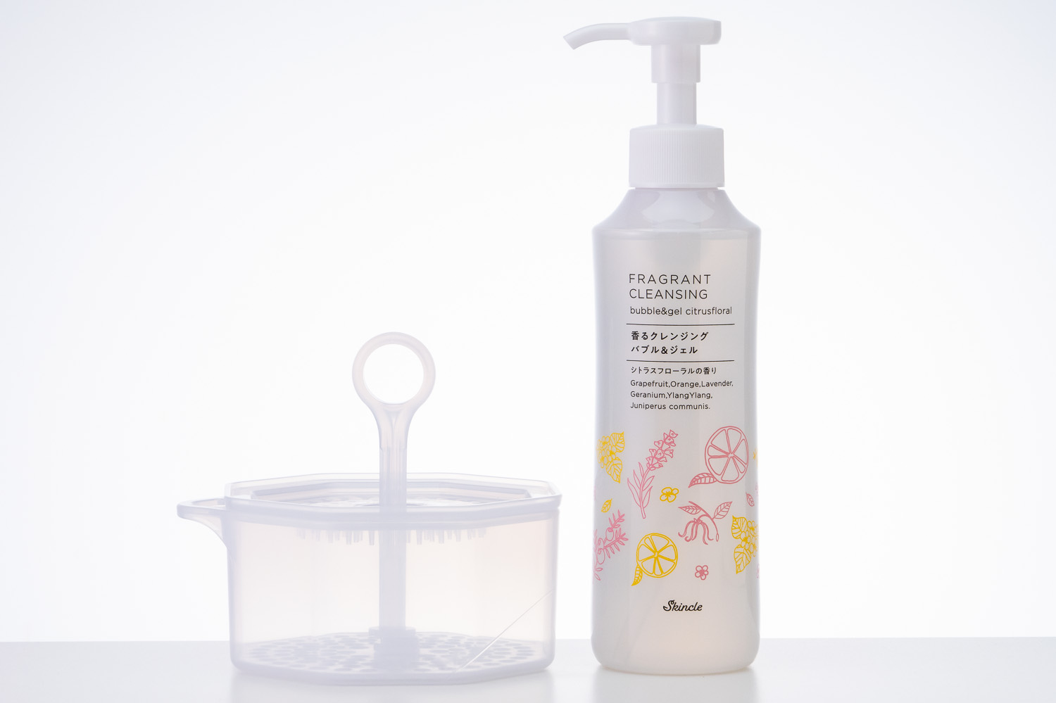 モコモコ泡が簡単に作れる『香るクレンジング バブル＆ジェル』を 8月19日より販売開始！