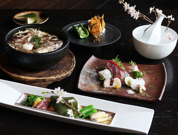 “花見月~鯛石釜ごはん~”コース