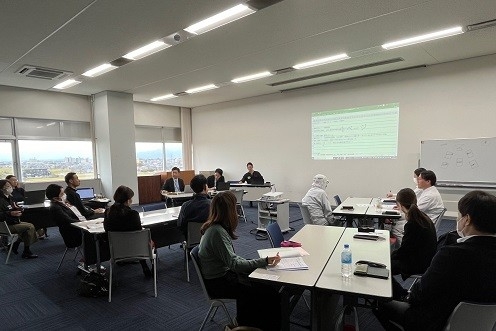 『健康経営推進プロジェクト 定例会の様子』