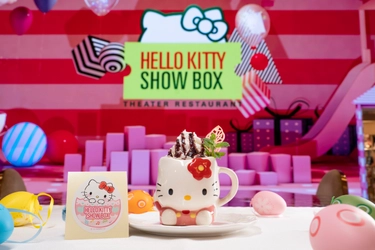 大人気デザート「キャラマグパフェ」ご注文で限定ステッカープレゼント！ HELLO KITTY SHOW BOX 『キャラマグイースターキャンペーン』 3月1日開始