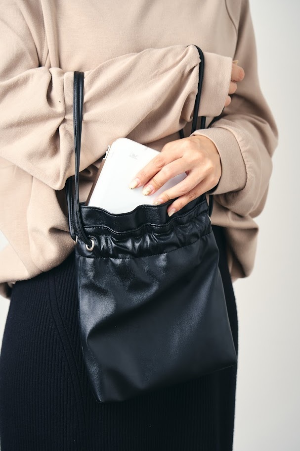 ハンドバッグにもすっぽり