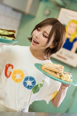 Veggies Logo T-shirt 着用