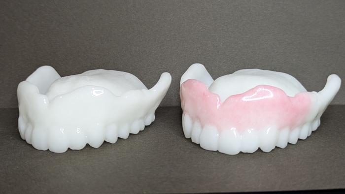 日本初、入れ歯型マウスピース