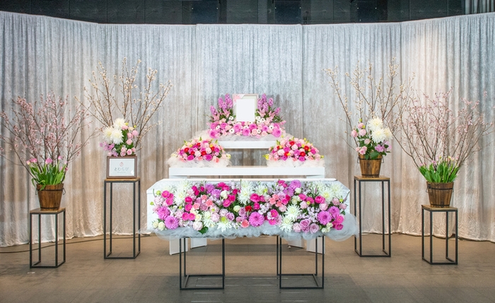 花で彩るお葬式 オリジナル祭壇(3)
