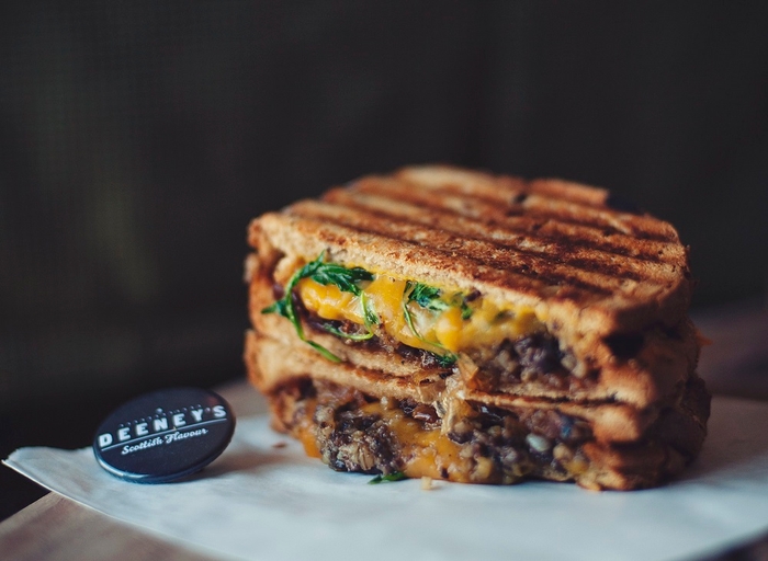 「DEENEY’S」(イメージ)