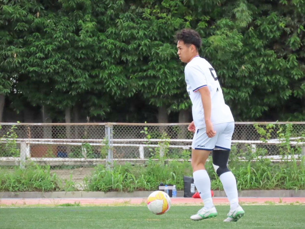 大阪信愛学院大学サッカー部 出原響選手 FCティアモ枚方(JFL)への2027シーズン加入が内定