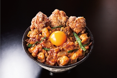 大とろホルモン唐揚げ合盛り焼肉丼 1,080円(税込)