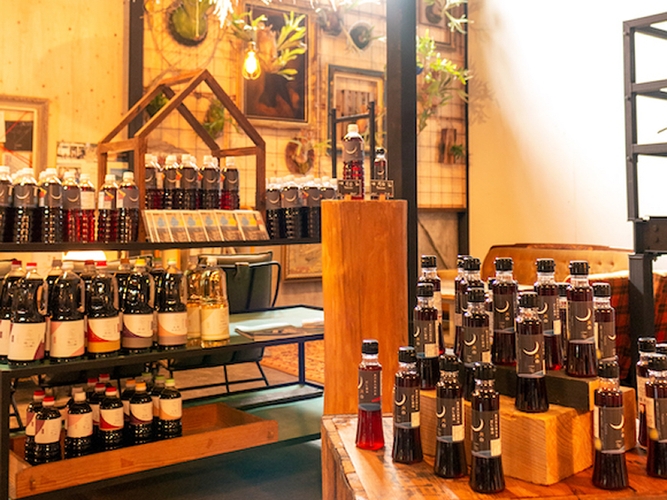 山中醤油工場併設直売所