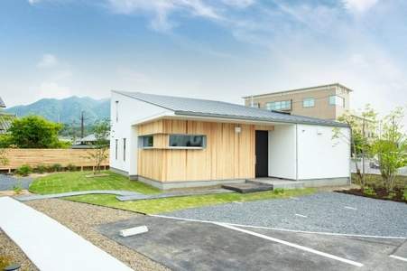 パッシブデザインによる、サスティナブルな平屋型住宅　 5月29日(土)に、大分県わさだタウン前に西日本ホームの 新モデルハウスがOPEN